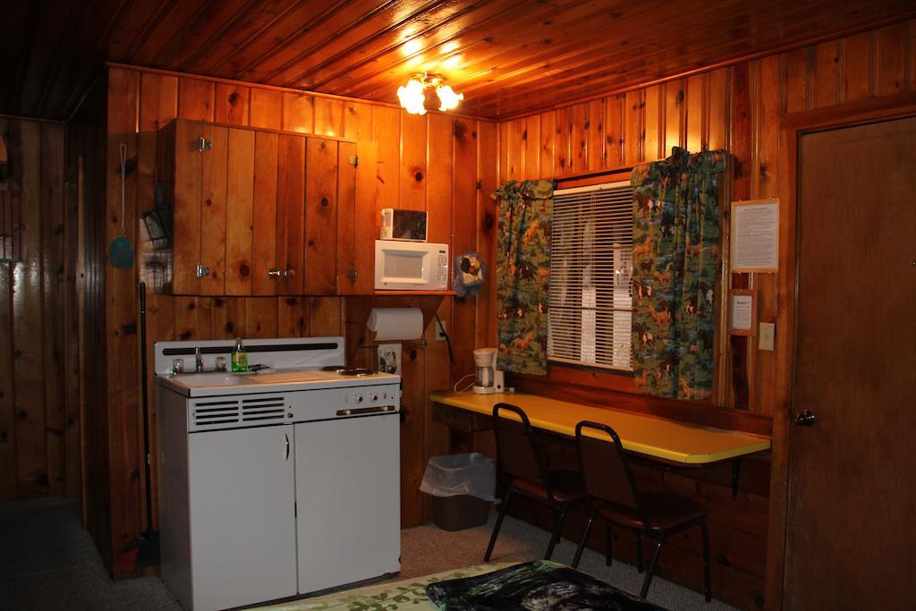 Hidden Rest Cabins Villa Пайнтоп-Лейксайд Стая снимка