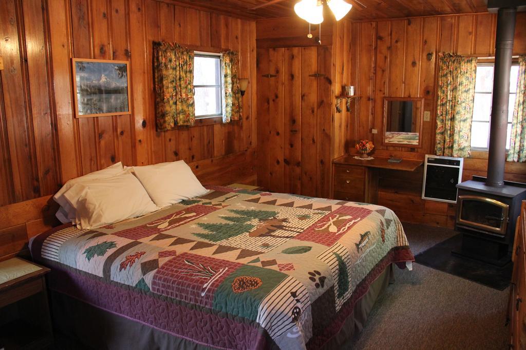 Hidden Rest Cabins Villa Пайнтоп-Лейксайд Екстериор снимка