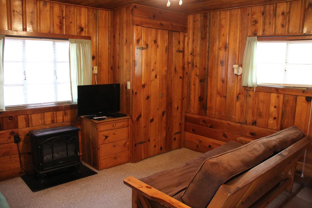 Hidden Rest Cabins Villa Пайнтоп-Лейксайд Екстериор снимка